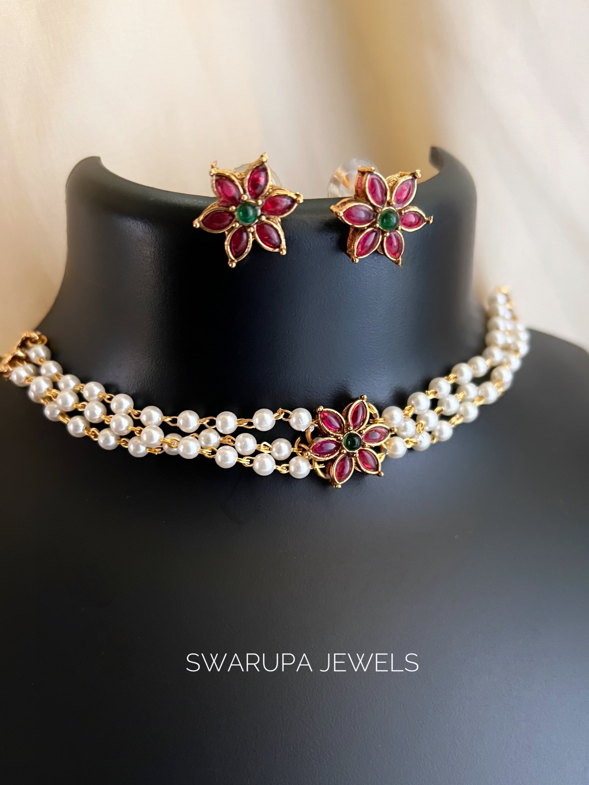 Muktapushpa Pearl Choker Set