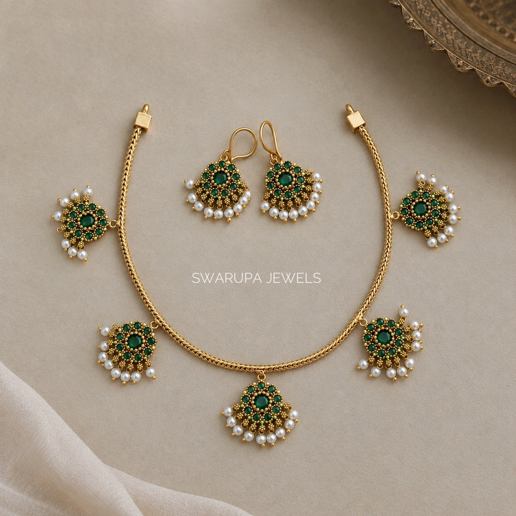 Charulatha Necklace Set