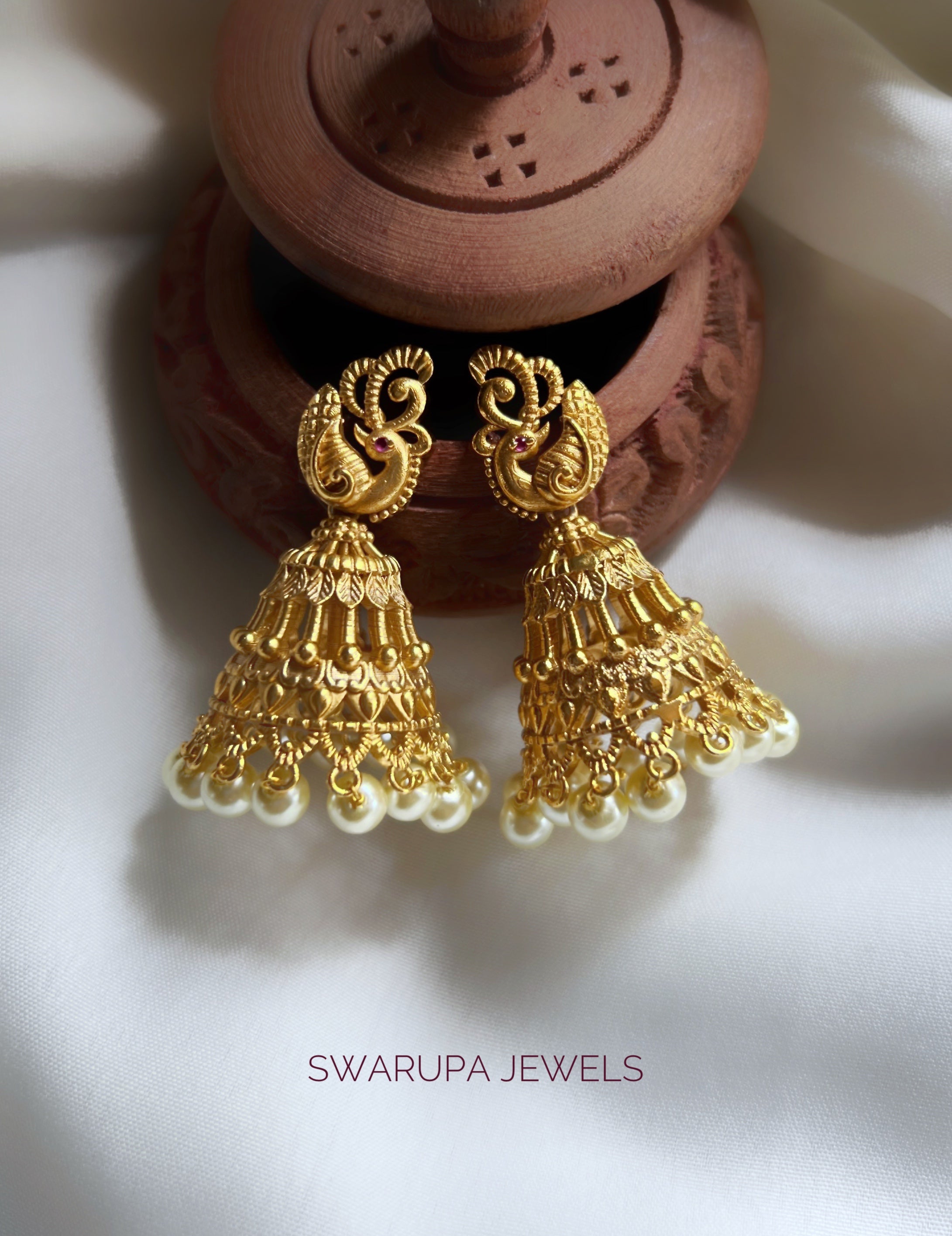SWE002 MAYURI PEARL JHUMKA