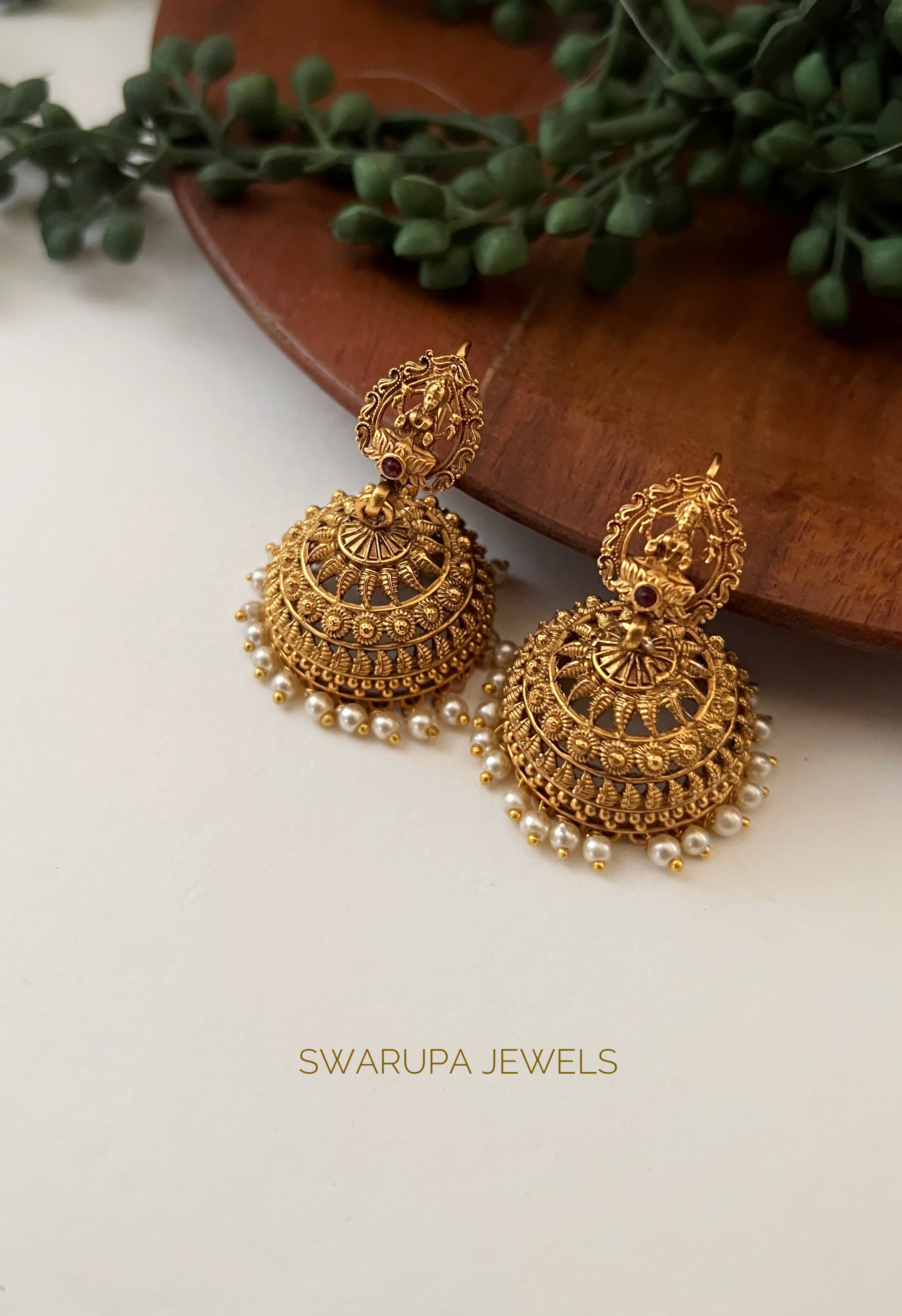SWE0020 LAKSHMI HOOK JHUMKA