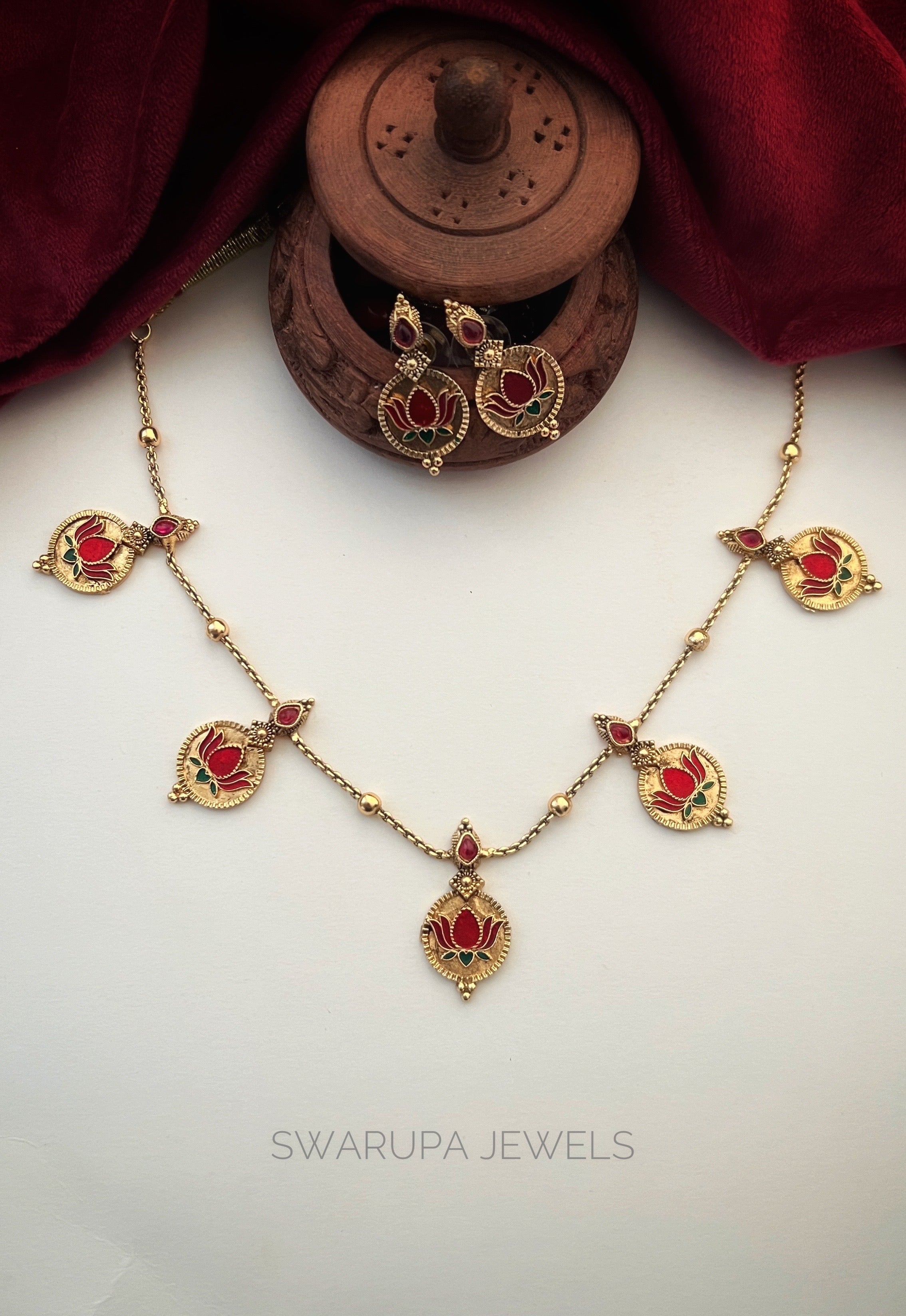 Traditional Lotus Coin Necklace Set