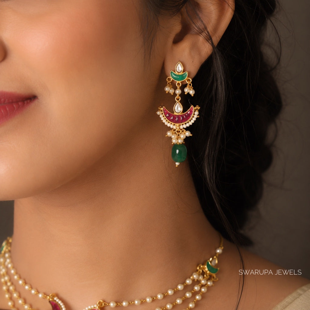 Abharana Pearl Choker Set