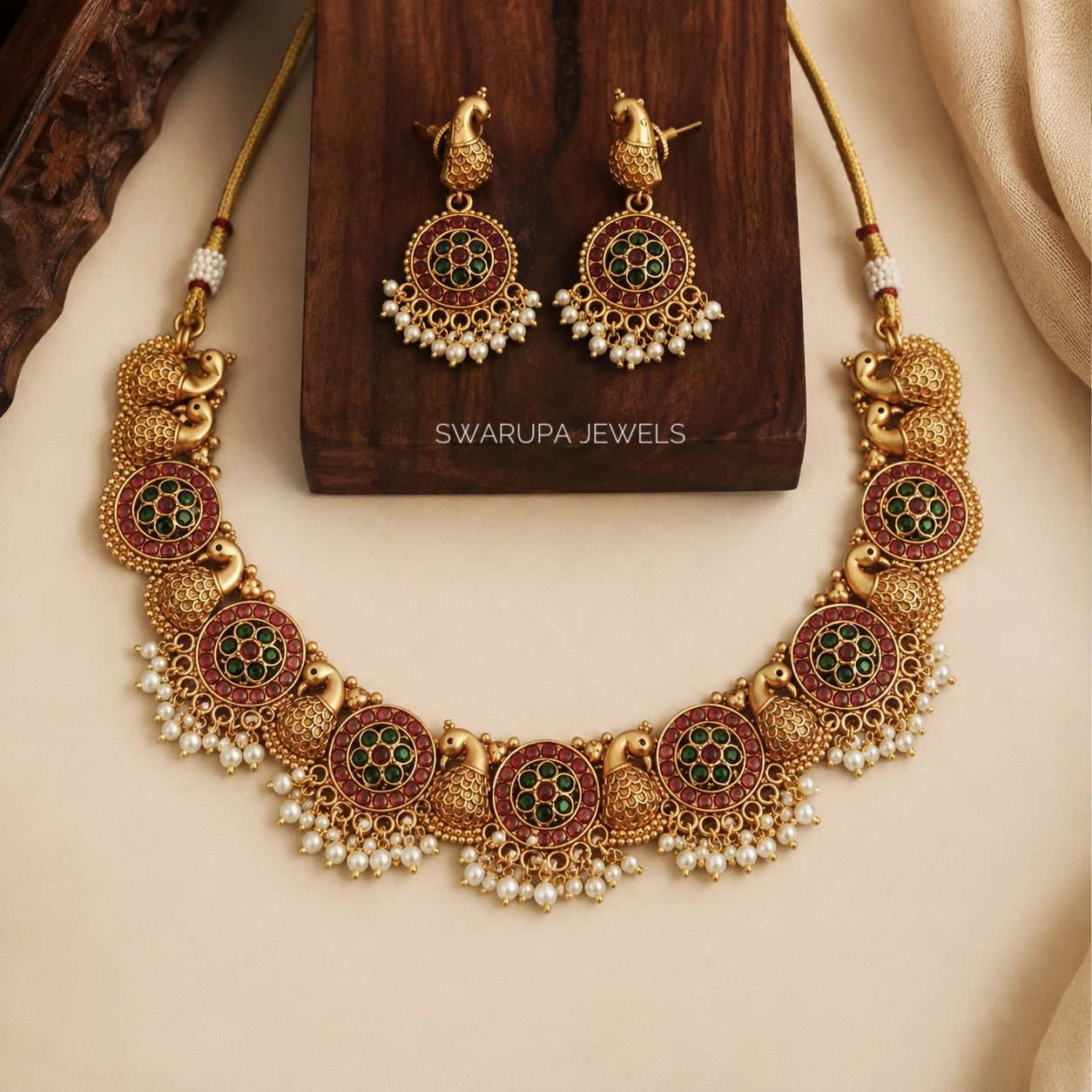 Peacock Kemp Stone Necklace Set